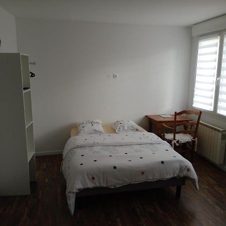 Chambre Studio Calais Exterior photo